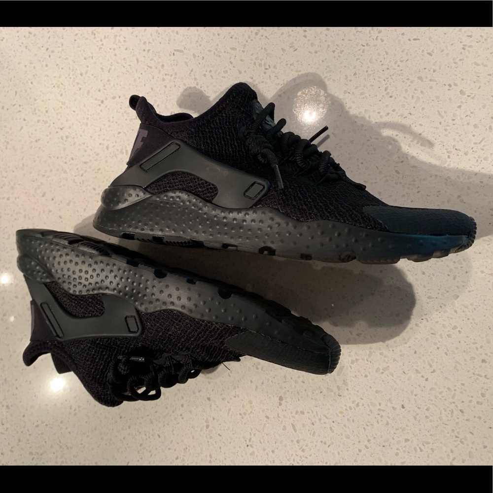 Nike Huarache women’s 7.5